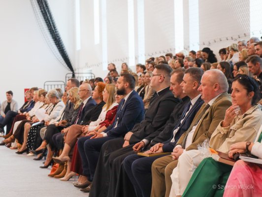 Jedynka łączy pokolenia! Jubileusz 90-lecia Publicznej Szkoły Podstawowej nr 1 w Grójcu